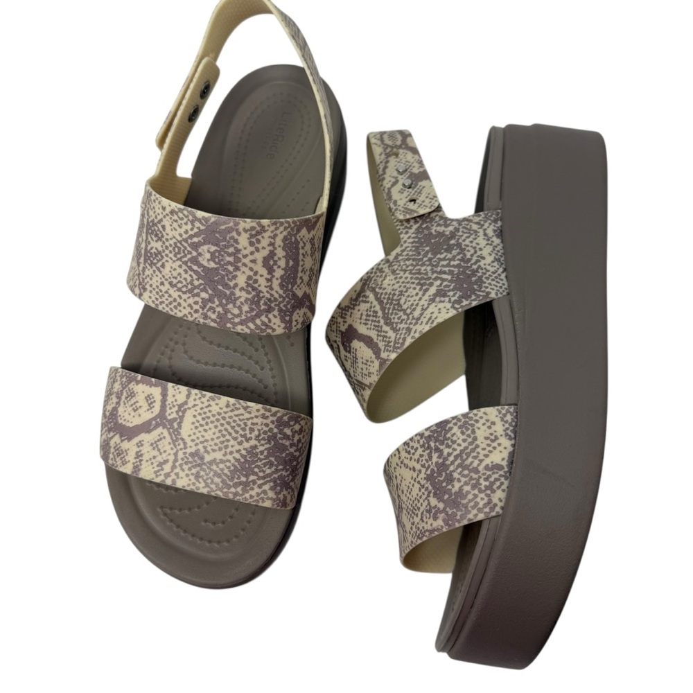 Crocs Brooklyn Low Wedge Sandals size 9 beige tan snake print